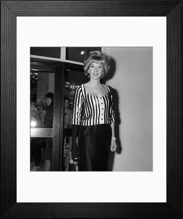 Framed Print : Susan Hampshire actress June 1965 at the opening of the Yvonne Arnaud Theatre Framed Print : Susan Hampshire actress June 1965 at the opening of the Yvonne Arnaud Theatre