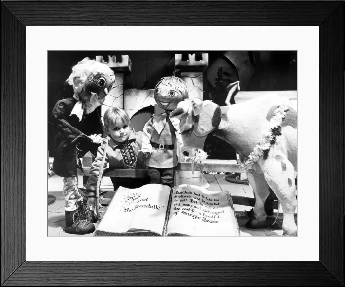 Framed Print : A young girl visiting a christmas grotto in Teesside, surrounded by characters from Jack Framed Print : A young girl visiting a christmas grotto in Teesside, surrounded by characters from Jack