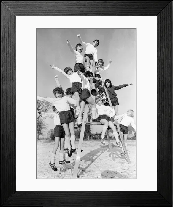 Framed Print : Little Downham Boys Team, made up of 10 year olds from Downham Foeffees Junior School Framed Print : Little Downham Boys Team, made up of 10 year olds from Downham Foeffees Junior School