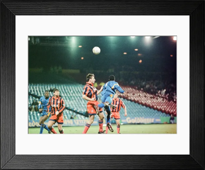 Framed Print : Wimbledon 1-3 Everton, League match at Selhurst Park, Tuesday 26th January 1993 Framed Print : Wimbledon 1-3 Everton, League match at Selhurst Park, Tuesday 26th January 1993