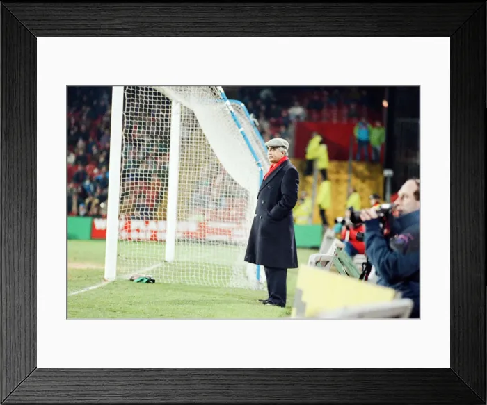 Framed Print : Wimbledon 1-3 Everton, League match at Selhurst Park, Tuesday 26th January 1993 Framed Print : Wimbledon 1-3 Everton, League match at Selhurst Park, Tuesday 26th January 1993