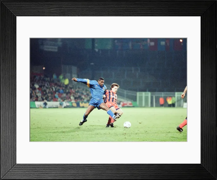 Framed Print : Wimbledon 1-3 Everton, League match at Selhurst Park, Tuesday 26th January 1993