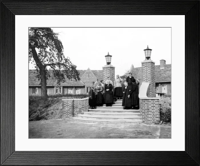 Framed Print : A group of elderly women at the Glovers Trust Almshouses, Chester Road, Boldmere Framed Print : A group of elderly women at the Glovers Trust Almshouses, Chester Road, Boldmere