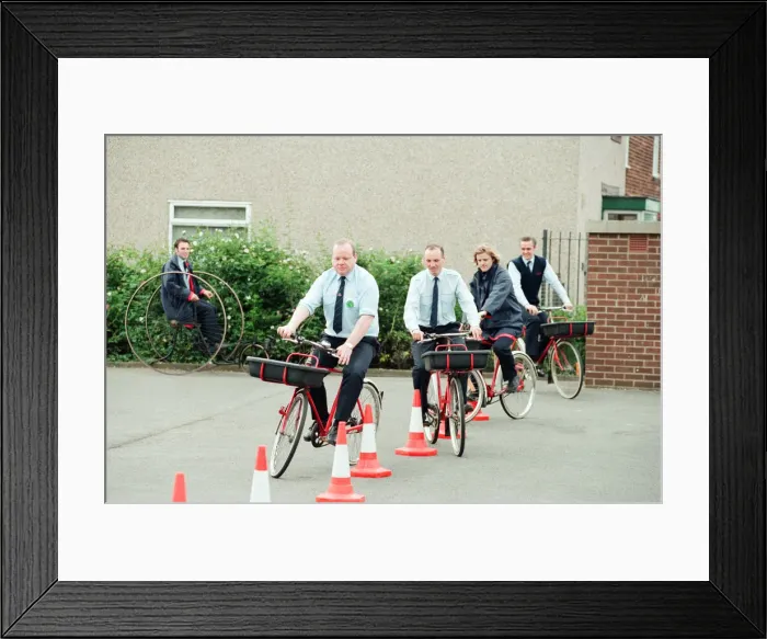 Framed Print : Hovis National Bike Week, 13th June 1995. Local postmen show how it is done Framed Print : Hovis National Bike Week, 13th June 1995. Local postmen show how it is done