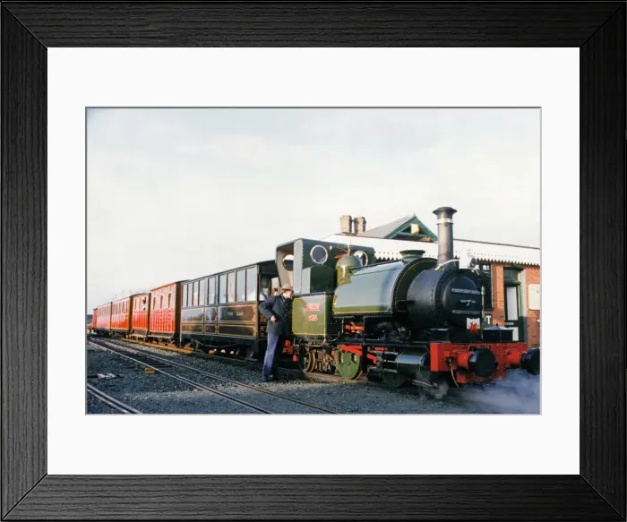 Framed Print : Steam train on the Talyllyn railway line which runs for 7 Framed Print : Steam train on the Talyllyn railway line which runs for 7