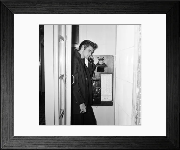 Framed Print : Vince Taylor, Roll & Roll Singer, visits Julia Lockwood Framed Print : Vince Taylor, Roll & Roll Singer, visits Julia Lockwood