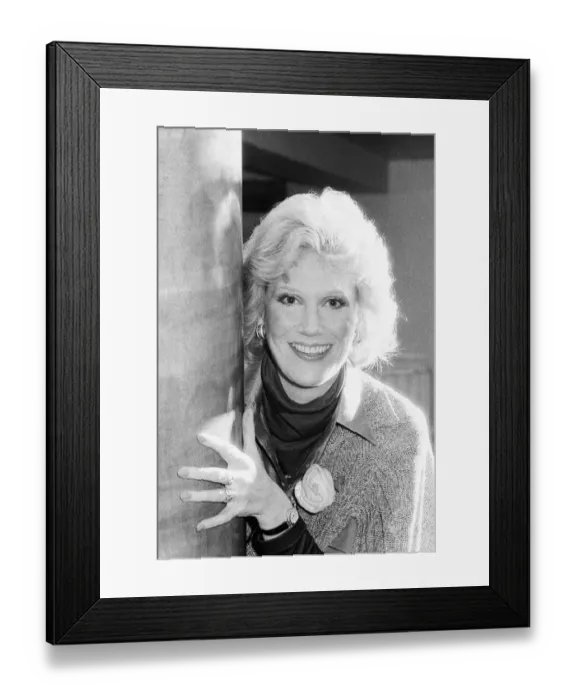 Framed Print : Singer Dusty Springfield pictured a t a photocall at the Savoy Hotel in London Framed Print : Singer Dusty Springfield pictured a t a photocall at the Savoy Hotel in London