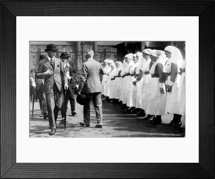 Framed Print : King Edward VIII - Abdicated 10 December 1936 then became the Duke of Windsor Framed Print : King Edward VIII - Abdicated 10 December 1936 then became the Duke of Windsor