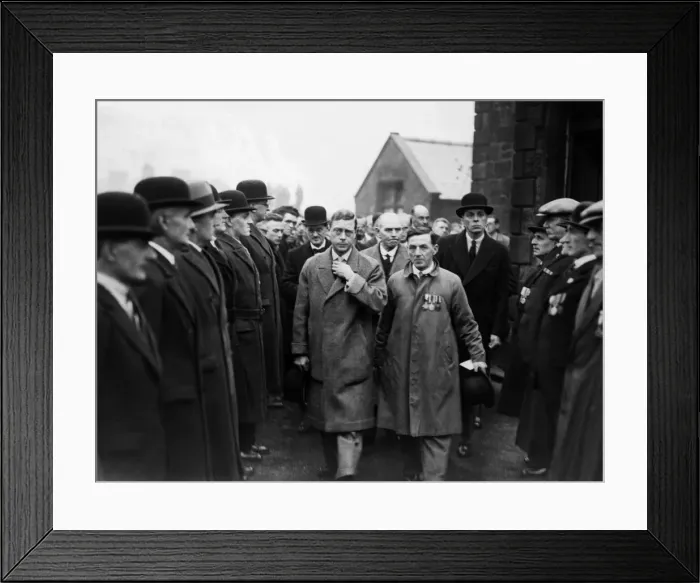Framed Print : King Edward VIII - Abdicated 10 December 1936 then became the Duke of Windsor