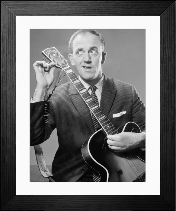 Framed Print : Stan Stennett the resident comedian on the Black and White Minstrel Show Framed Print : Stan Stennett the resident comedian on the Black and White Minstrel Show