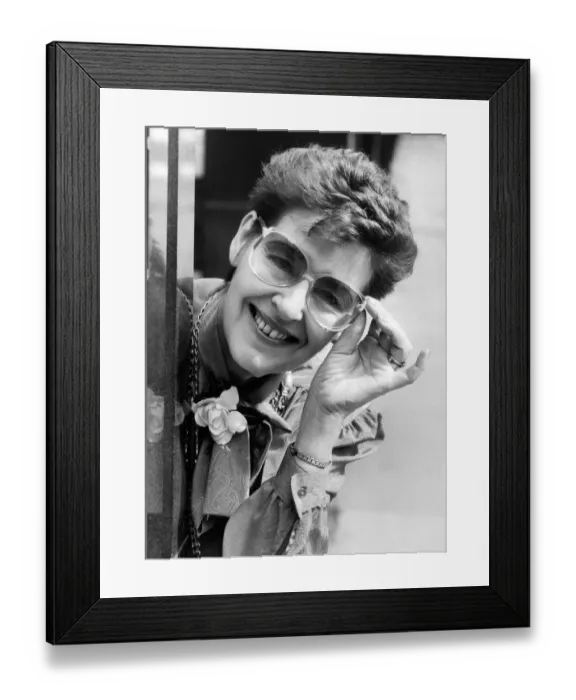Framed Print : Birmingham Mail fashion editor Barbara Henderson. July 1986