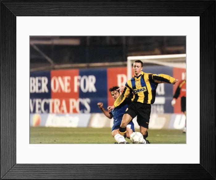 Framed Print : Michael Branch of Everton in action against Chelsea. Chelsea 2 - 2 Everton Framed Print : Michael Branch of Everton in action against Chelsea. Chelsea 2 - 2 Everton