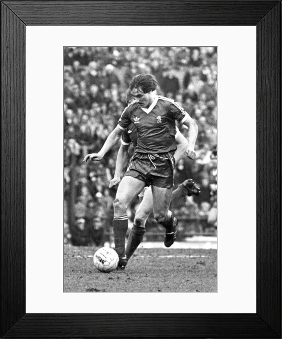 Framed Print : David Hodgson, Middlesbrough F. C. 2 - 1 Everton, 22nd March 1980 Framed Print : David Hodgson, Middlesbrough F. C. 2 - 1 Everton, 22nd March 1980