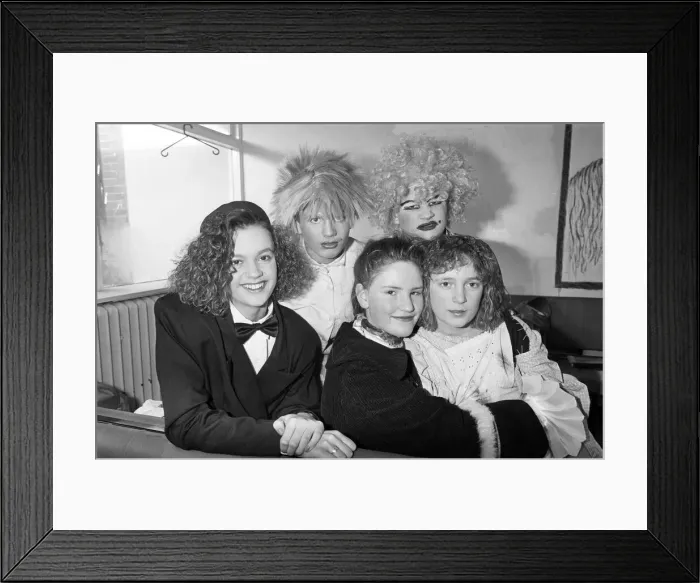 Framed Print : Thornhill High School, Dewsbury took part in the pantomime Cinderella. 12th December 1991 Framed Print : Thornhill High School, Dewsbury took part in the pantomime Cinderella. 12th December 1991