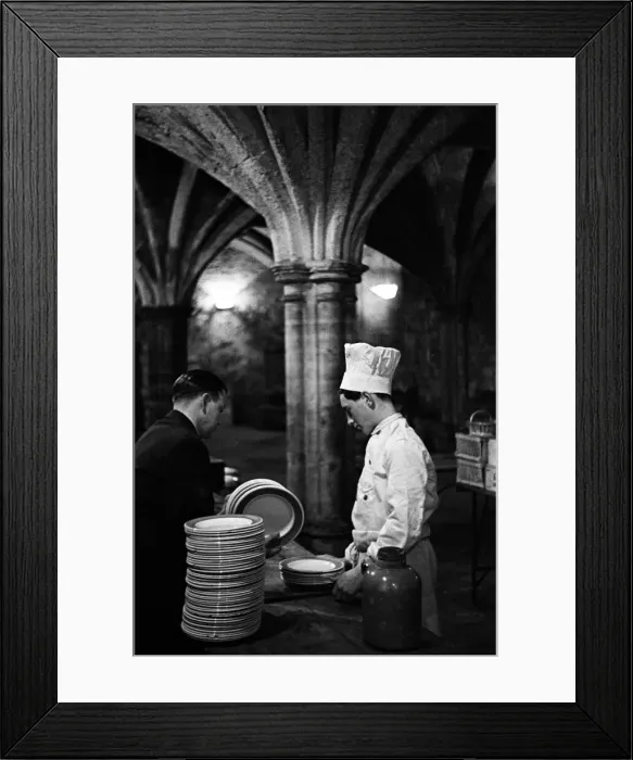 Framed Print : The Guildhall Kitchen, Gresham Street, London, EC2. Food is prepared for a big event in Framed Print : The Guildhall Kitchen, Gresham Street, London, EC2. Food is prepared for a big event in