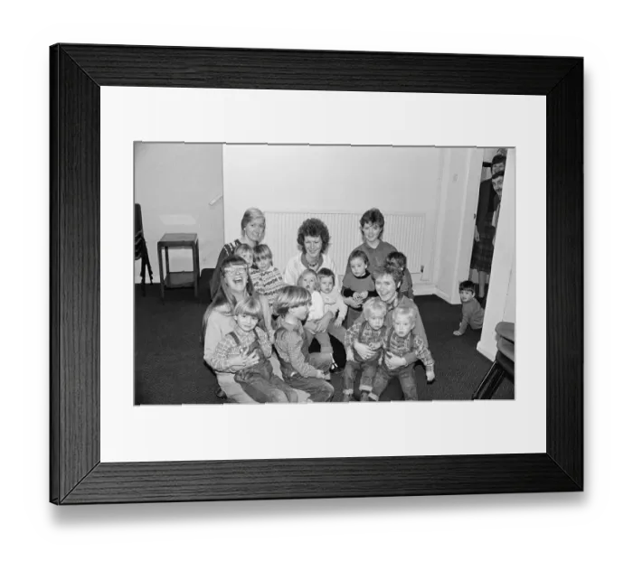 Framed Print : Huddersfield Twins Club Christmas Party at St Jamess RC Church Hall Oakes