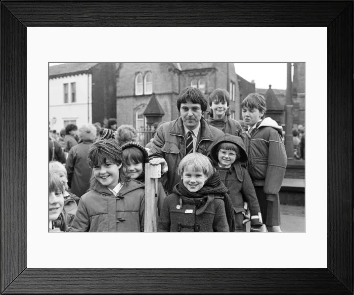Framed Print : Meltham Christmas Lights turn on, Children of Meltham and Helme School Framed Print : Meltham Christmas Lights turn on, Children of Meltham and Helme School