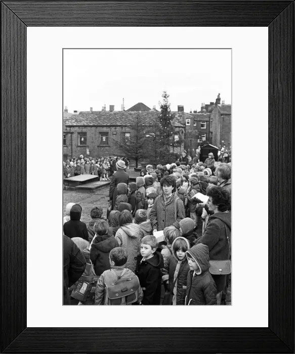Framed Print : Meltham Christmas Lights turn on, Children of Meltham and Helme School Framed Print : Meltham Christmas Lights turn on, Children of Meltham and Helme School
