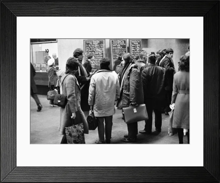 Framed Print : Reduced Service on Commuter Trains, due to power cuts, New Street Station, Birmingham