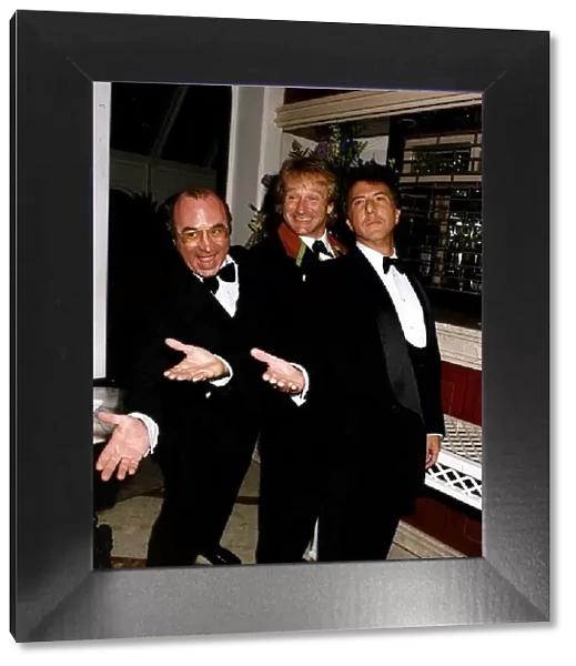 Robin Williams actor with Bob Hoskins & Dustin Hoffman party for film Hook dbase