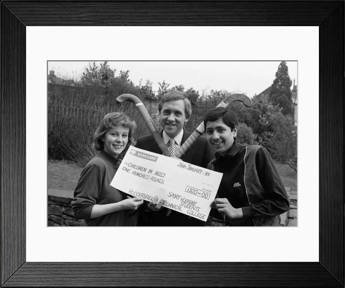 Framed Print : Harry Gration at Leeds Road playing fields to receive a cheque for Children in Need