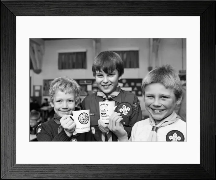 Framed Print : Holme Valley Cubs with commemorative mugs celebrating 65 years of scouting in the Holme Framed Print : Holme Valley Cubs with commemorative mugs celebrating 65 years of scouting in the Holme