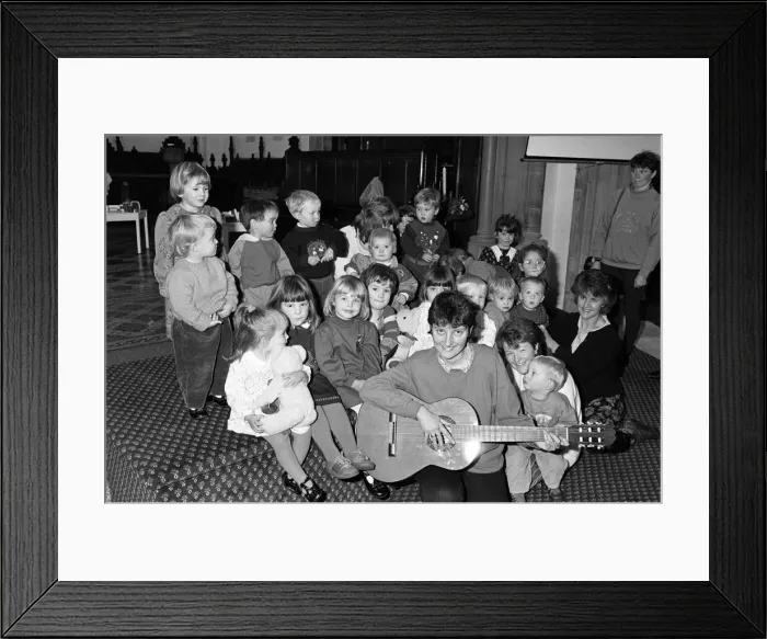 Framed Print : St James Parish Church Meltham Mills childrens service - make a joyful noise