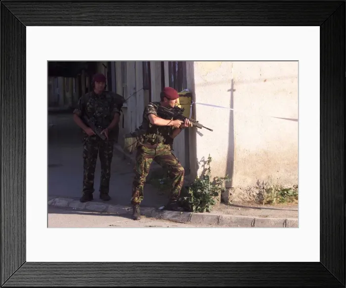 Framed Print : British KFOR paratroopers at the scene where local serb Gunmen in the village of Lipjan Framed Print : British KFOR paratroopers at the scene where local serb Gunmen in the village of Lipjan