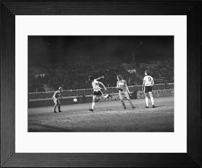 Framed Print : Fulham 0-0 Middlesbrough, Anglo Scottish Cup Final, 2nd Leg at Craven Cottage