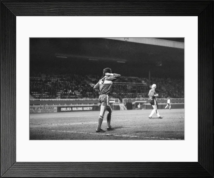 Framed Print : Fulham 0-0 Middlesbrough, Anglo Scottish Cup Final, 2nd Leg at Craven Cottage Framed Print : Fulham 0-0 Middlesbrough, Anglo Scottish Cup Final, 2nd Leg at Craven Cottage