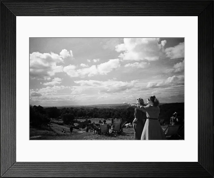 Framed Print : Views from Hampstead Heath, north London. Circa 1947 Framed Print : Views from Hampstead Heath, north London. Circa 1947