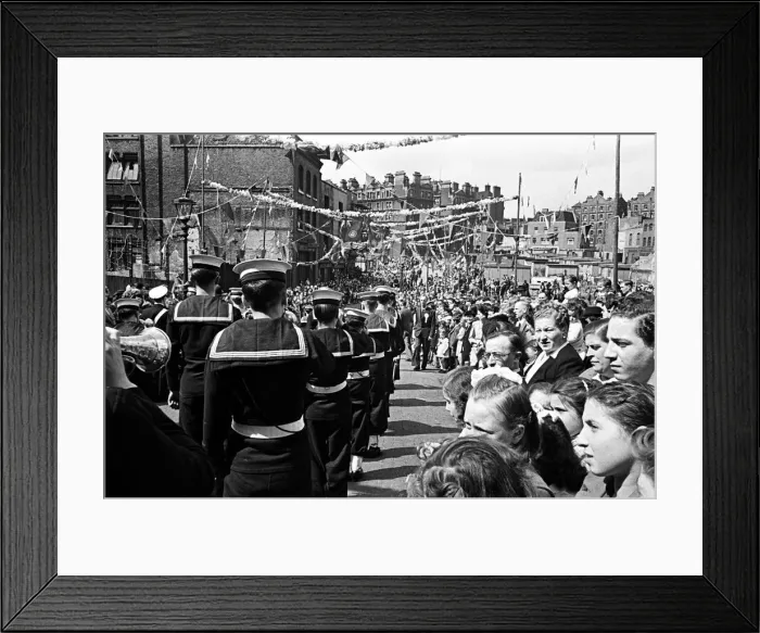Framed Print : Italian Parade in Little Italy honouring Our Lady of Mount Carmel, Clerkenwell Framed Print : Italian Parade in Little Italy honouring Our Lady of Mount Carmel, Clerkenwell