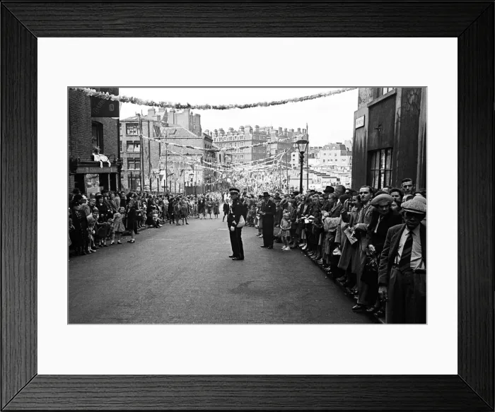 Framed Print : Italian Parade in Little Italy honouring Our Lady of Mount Carmel, Clerkenwell Framed Print : Italian Parade in Little Italy honouring Our Lady of Mount Carmel, Clerkenwell