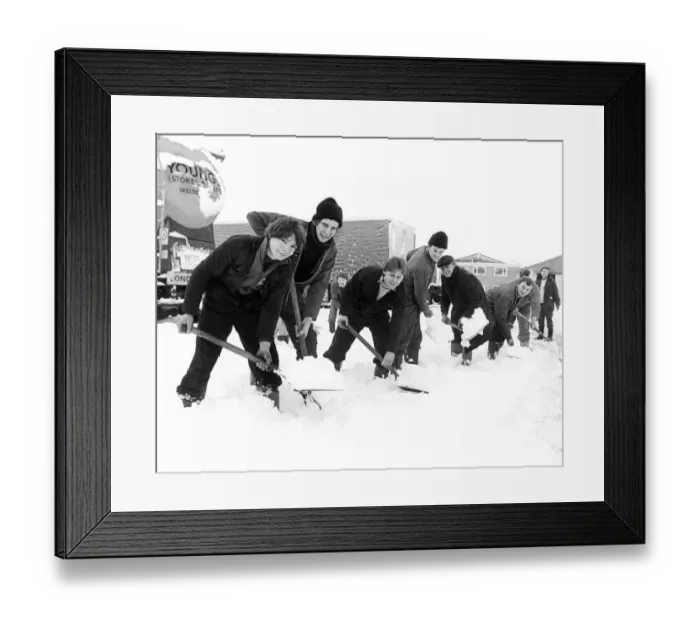 Framed Print : Teessiders use shovels to dig themselves out of the snow. Middlesbrough Framed Print : Teessiders use shovels to dig themselves out of the snow. Middlesbrough