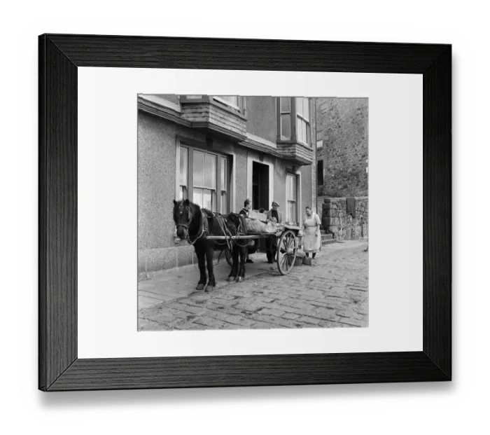 Framed Print : General views of St Ives, Cornwall. A horse and cart pulling fruit and vegetables