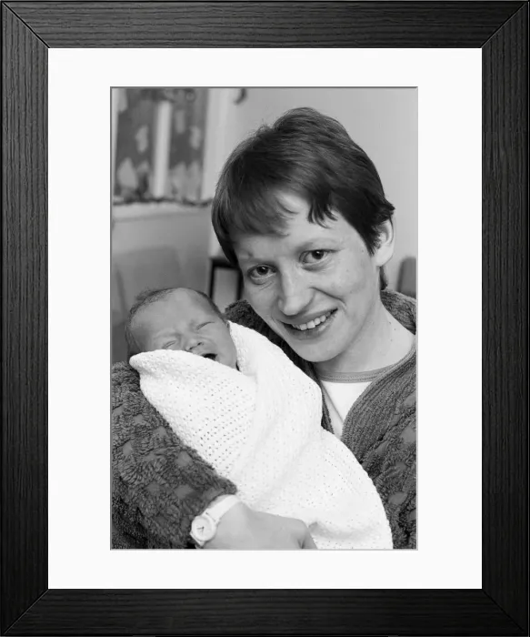 Framed Print : New Year Babies at Huddersfield Royal Infirmary, 2nd January 1989 Framed Print : New Year Babies at Huddersfield Royal Infirmary, 2nd January 1989