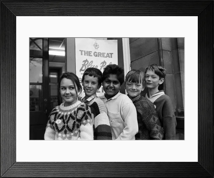 Framed Print : Paddock Junior, Infant and Nursery School, Class 11, organised a Bring