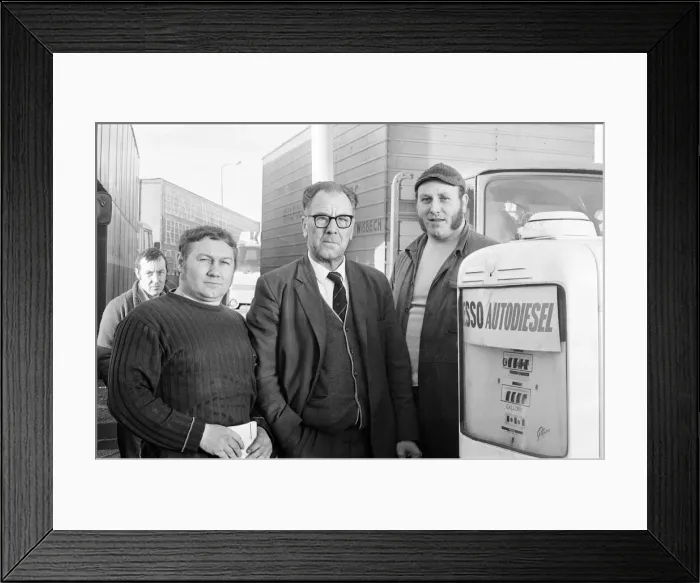 Framed Print : Diesel Fuel Queues, Corley Service Station, Birmingham, Wednesday 12th December 1973 Framed Print : Diesel Fuel Queues, Corley Service Station, Birmingham, Wednesday 12th December 1973