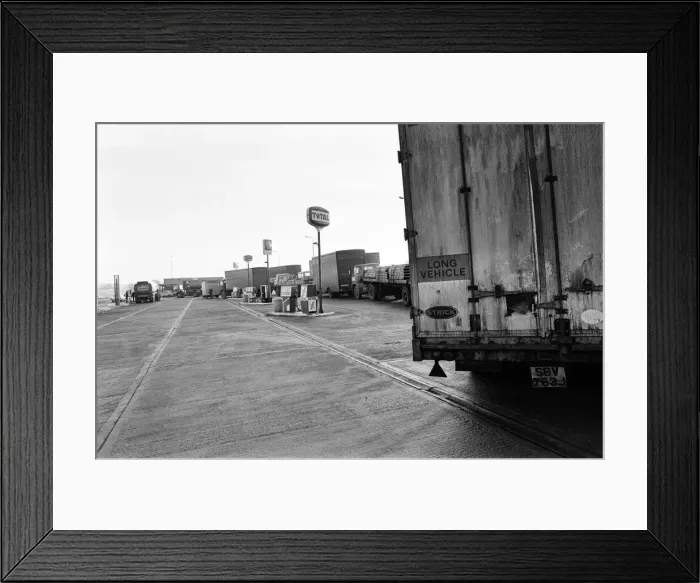 Framed Print : Diesel Fuel Queues, Corley Service Station, Birmingham, Wednesday 12th December 1973 Framed Print : Diesel Fuel Queues, Corley Service Station, Birmingham, Wednesday 12th December 1973
