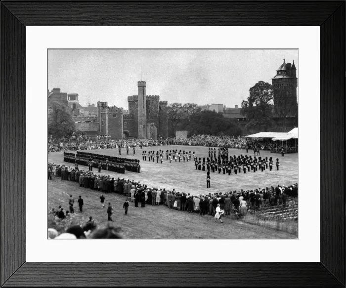 Framed Print : Welsh Guards, Trooping of the Colour at Cardiff Castle, Cardiff, Wales, 27th April 1957