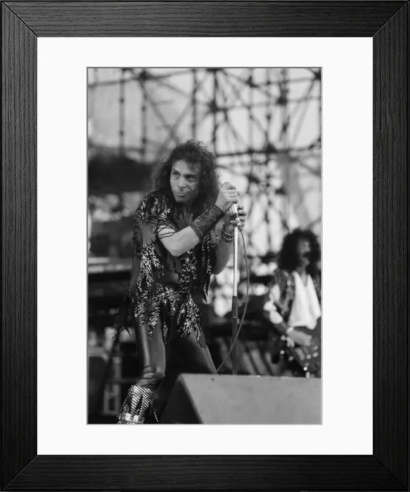 Framed Print : Singer Ronnie James Dio performing at Donnington Festival of Rock. 22nd August 1987