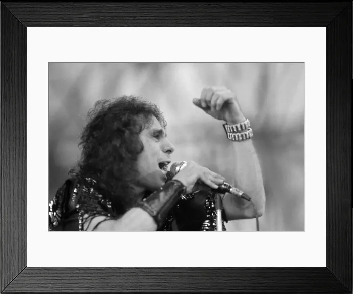 Framed Print : Singer Ronnie James Dio performing at Donnington Festival of Rock. 22nd August 1987