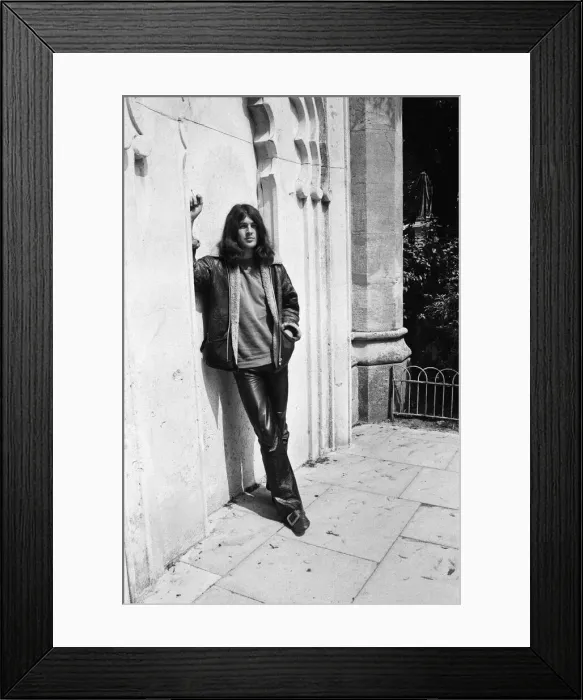 Framed Print : Ian Gillan, lead singer of the Deep Purple rock group, pictured in the Royal Pavillion Framed Print : Ian Gillan, lead singer of the Deep Purple rock group, pictured in the Royal Pavillion