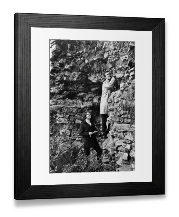 Framed Print : Dinas Powis Castle, Vale of Glamorgan, south Wales, 23rd April 1967