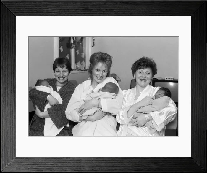 Framed Print : New Year Babies at Huddersfield Royal Infirmary, 2nd January 1989 Framed Print : New Year Babies at Huddersfield Royal Infirmary, 2nd January 1989