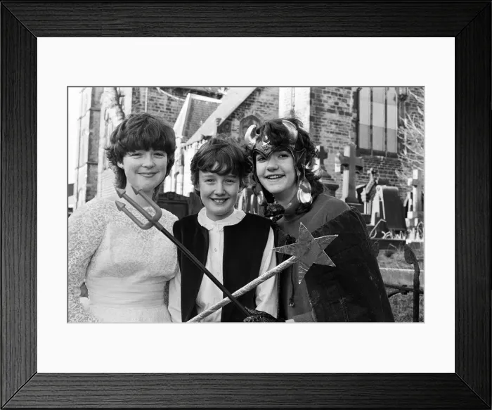 Framed Print : 1st Greenland Guides and 1st and 2nd Brownies presented the pantomime Dick Whittingham Framed Print : 1st Greenland Guides and 1st and 2nd Brownies presented the pantomime Dick Whittingham