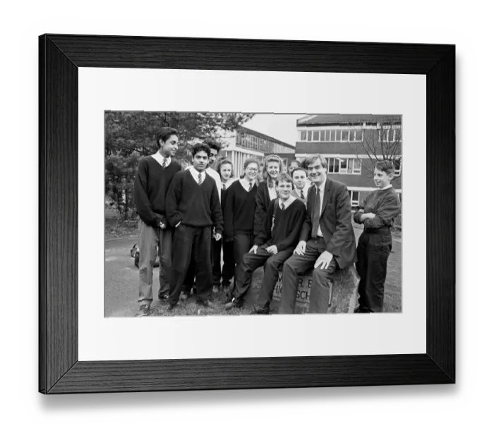 Framed Print : MP Graham Riddick with pupils from Moorend High School during a visit