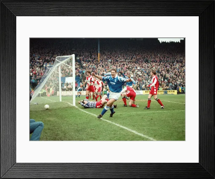 Framed Print : Birmingham City v Kidderminster Harriers, final score 2-1 to Kidderminster Harriers Framed Print : Birmingham City v Kidderminster Harriers, final score 2-1 to Kidderminster Harriers