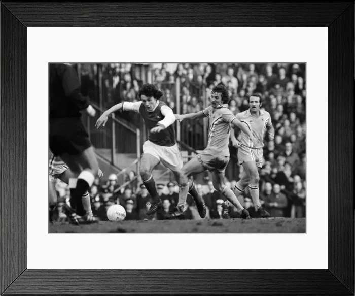 Framed Print : Arsenal 3-1 Coventry City, FA Cup match at Highbury, Saturday 29th January 1977 Framed Print : Arsenal 3-1 Coventry City, FA Cup match at Highbury, Saturday 29th January 1977