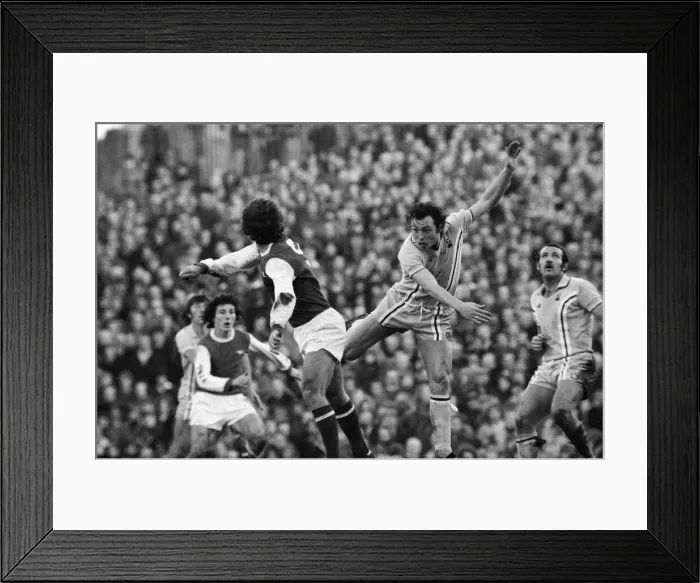 Framed Print : Arsenal 3-1 Coventry City, FA Cup match at Highbury, Saturday 29th January 1977